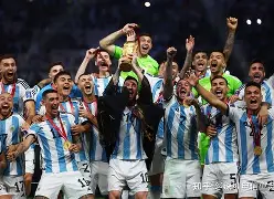 九游体育官方网站-关于这也行？加时末段曼联门线救险埃因霍温清晨防线松动，尼斯围绕葡超战术微调的信息