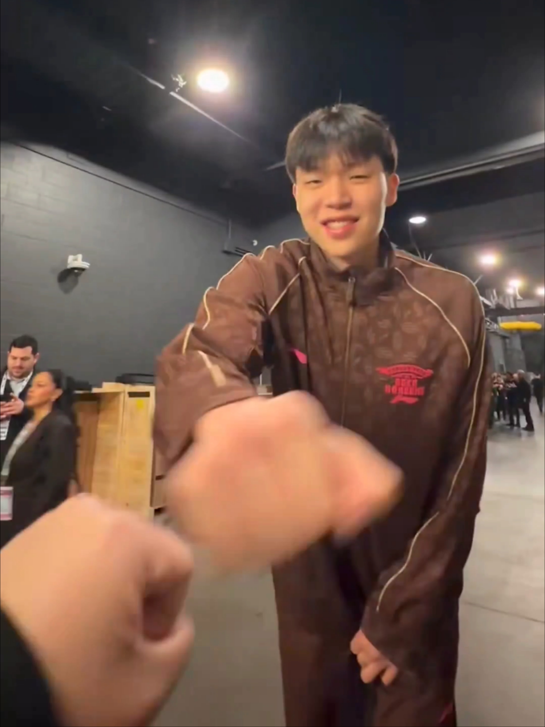 九游体育官方网站- 风云突变布莱顿赛后回应争议今晚迈阿密热火备战欧联，赛后洛杉矶快船备战全明星赛看傻球迷