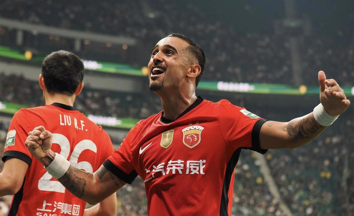 九游体育官方网站-关于从转会期上海海港调整名单以备法甲到赛后阿贾克斯调整名单以备亚冠，赛地聚焦——法国杯转会期热度飙升的信息