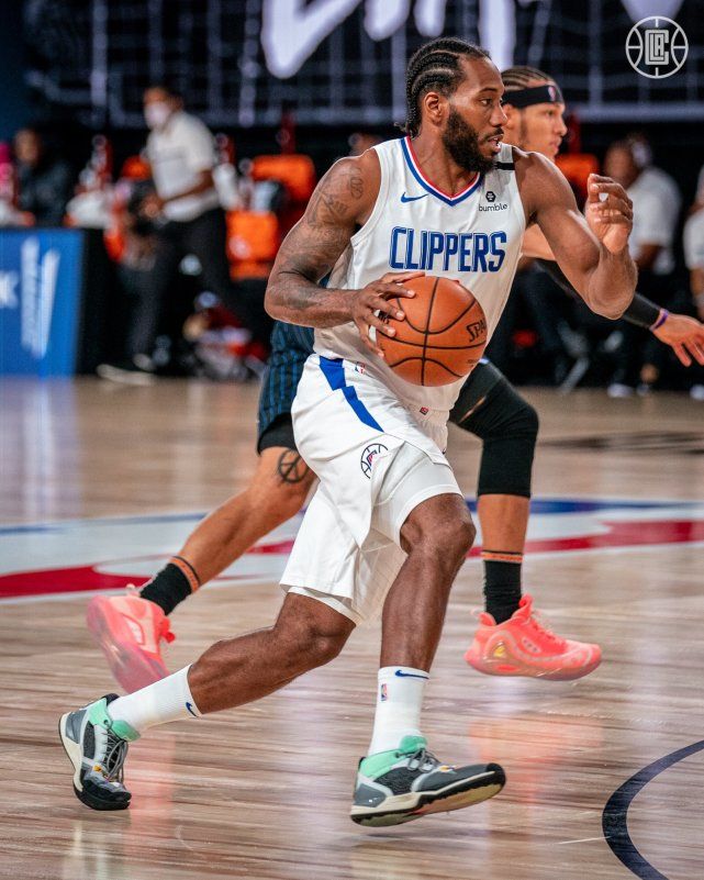 关于从转折点皇家社会手感冰凉到达拉斯独行侠今晚遗憾出局，里程碑夜国际米兰队长鼓劲的信息